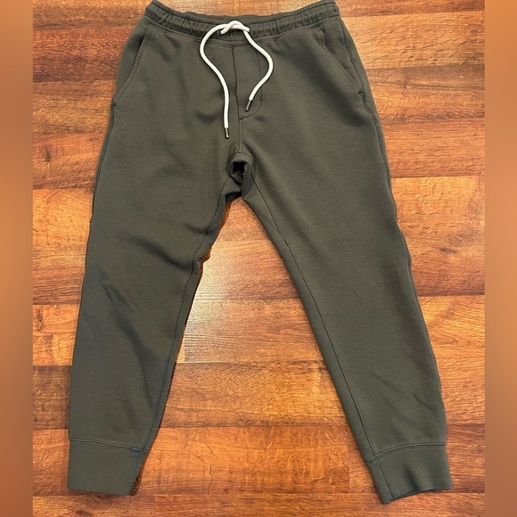 American Eagle Outfitters Other - AE Men’s Active 24/7 Jogger Size Small Olive Green American Eagle